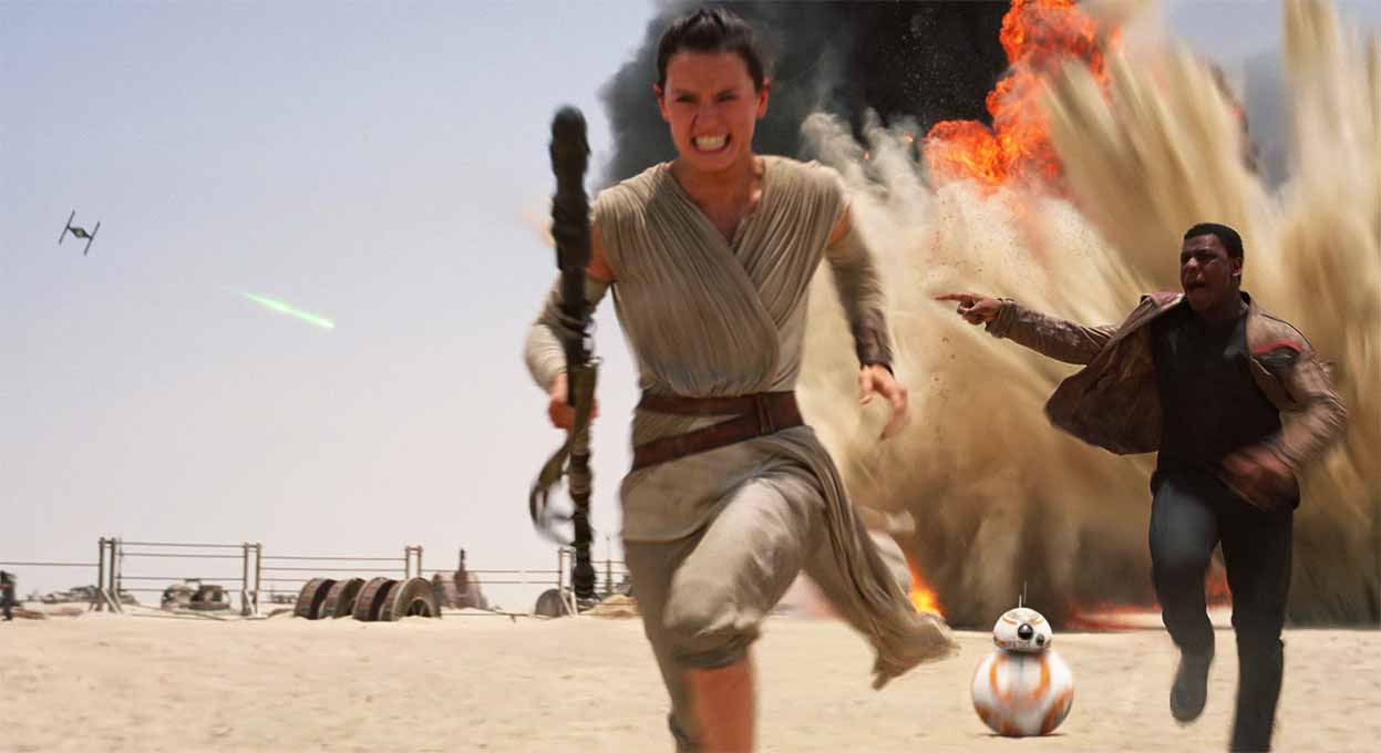 A new heroine takes over in Star Wars : The Force Awakens